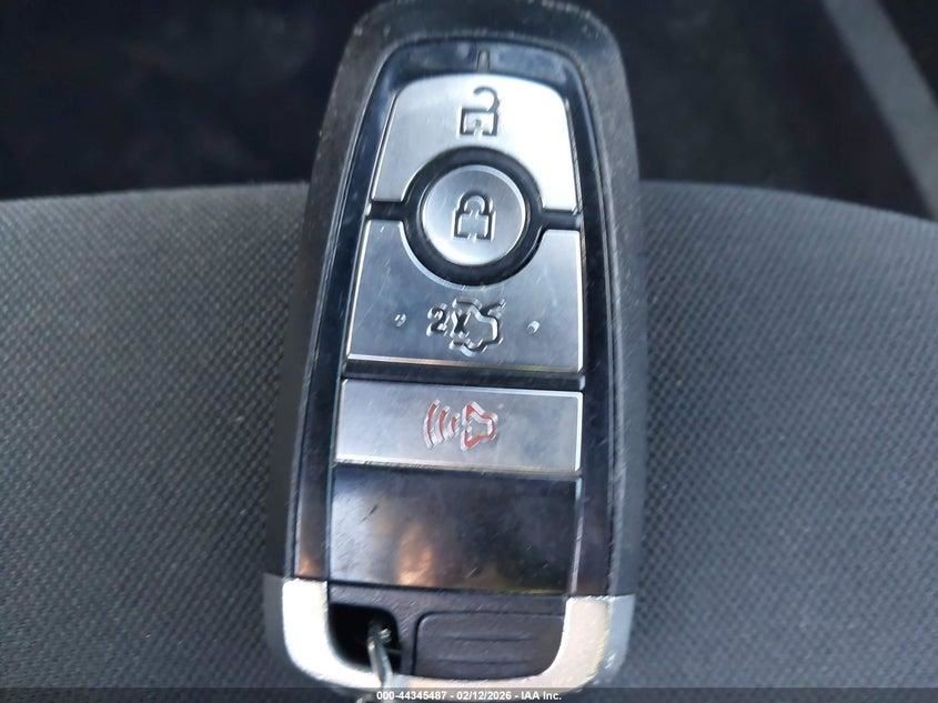 FUSION 2019 Seat Belt Rear 3211298