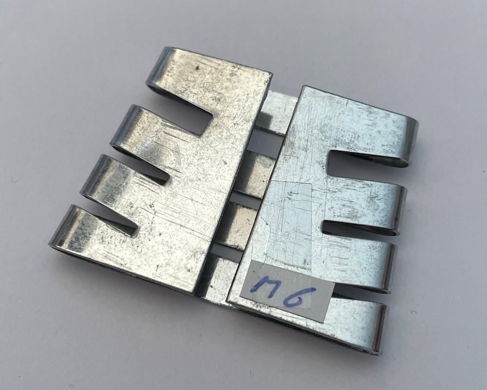 Metallic Shoulder Grade. " Commander. M6 (L52)