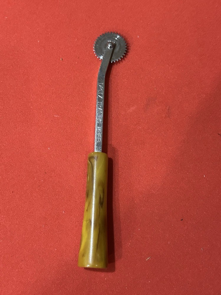 Vintage Tracing Wheel Sewing Pattern Tool Bakelite  Handle Approx 6"
