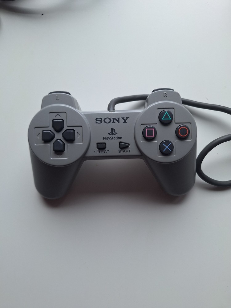 PLAYSTATION 1 PS1 SCPH-7002 PAL ORIGINAL CONSOLE COMPLETE MEMORY CAR CONTROLLER