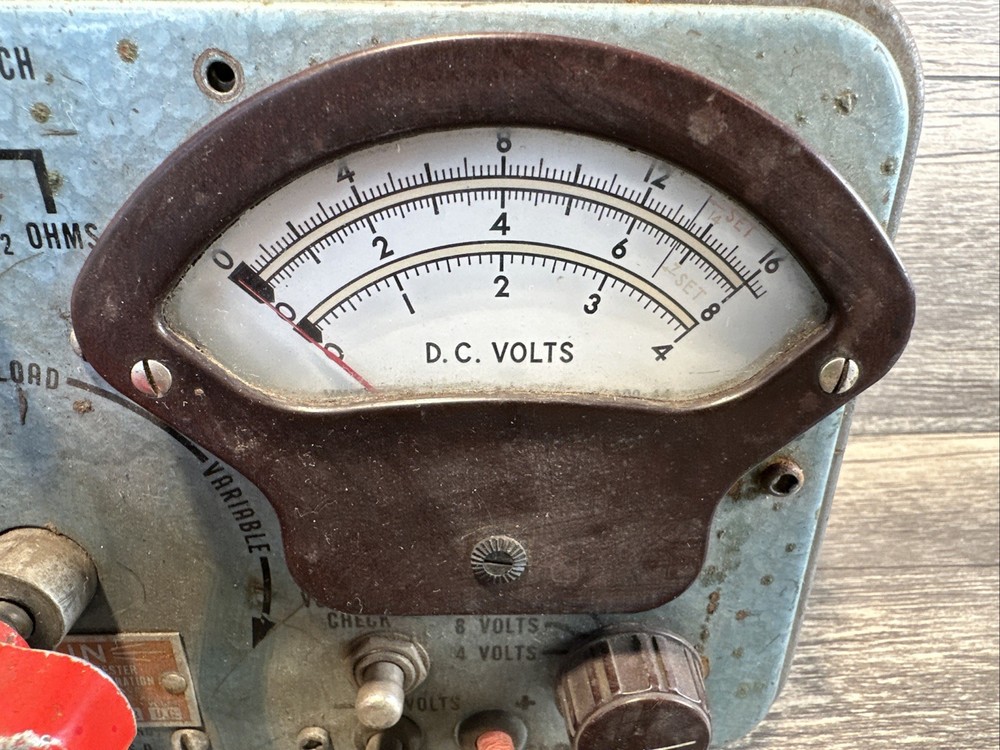Vintage Sun Amp And Volt Tester Model VAT Untested