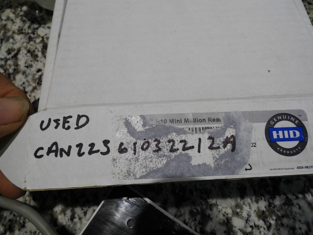 USED HID THINLINE II CARD READER CAN22361032212A