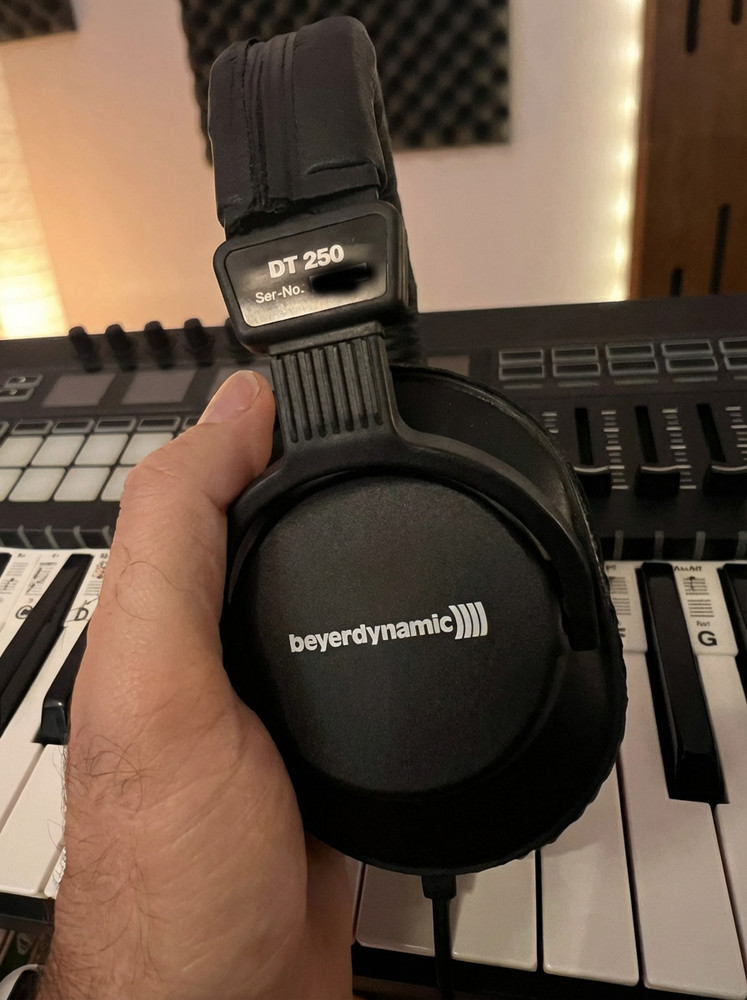 Beyerdynamic DT 250 (DT250) 80 ohm