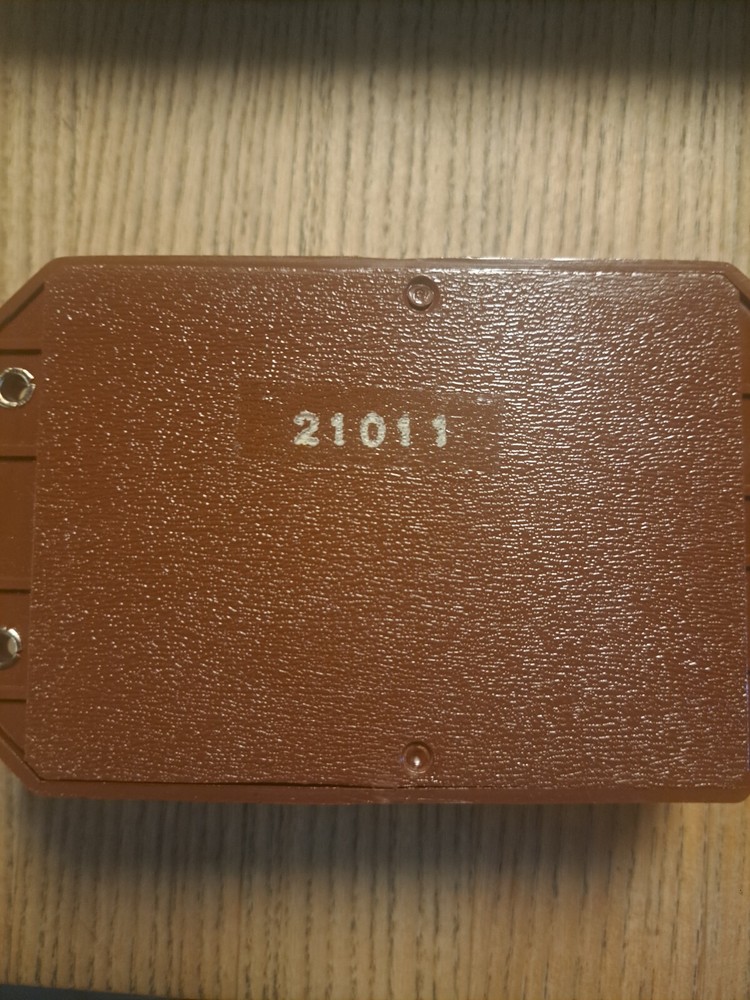 Model Train Power Pack D/C To Track A/C To Accessories
