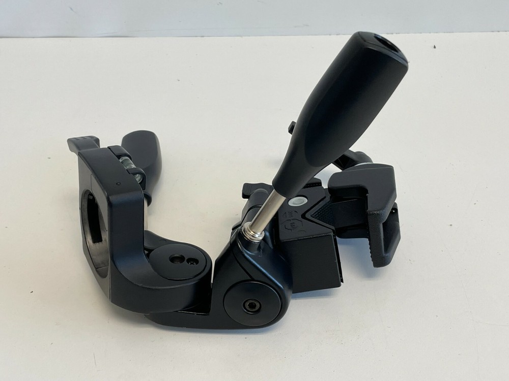 PP7: Silk / Manfrotto Tripod Camera Attachment