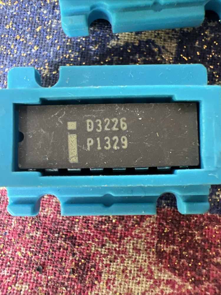 **  QUANTITY 1  **  INTEL D3226