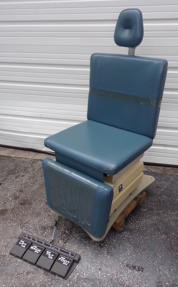 MTI ELECTRIC MEDICALGYNECOLOGICAL EXAMINATION TABLE- PROGRAMMABLE