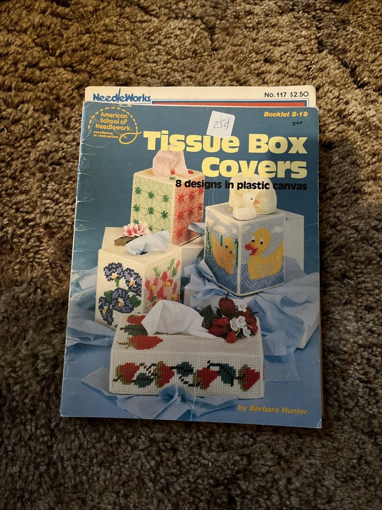 19 Plastic Canvas Pattern Books/ Great Condition/ See Pictures