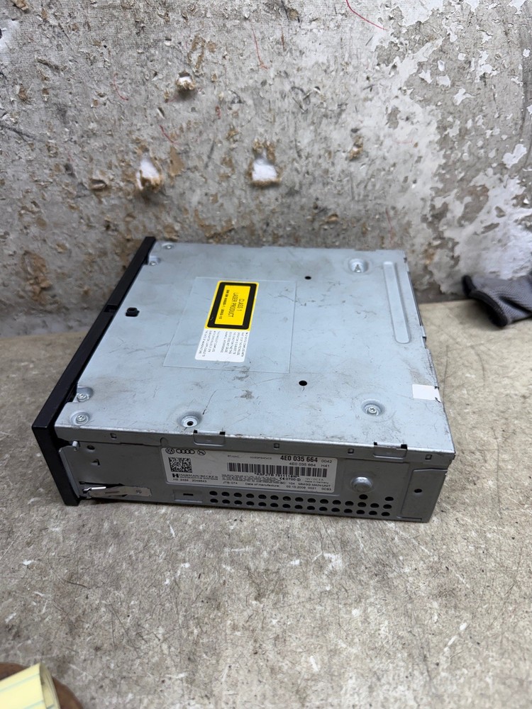 09 10 11 Audi A6 Multimedia MMI Player Unit 4E0035664