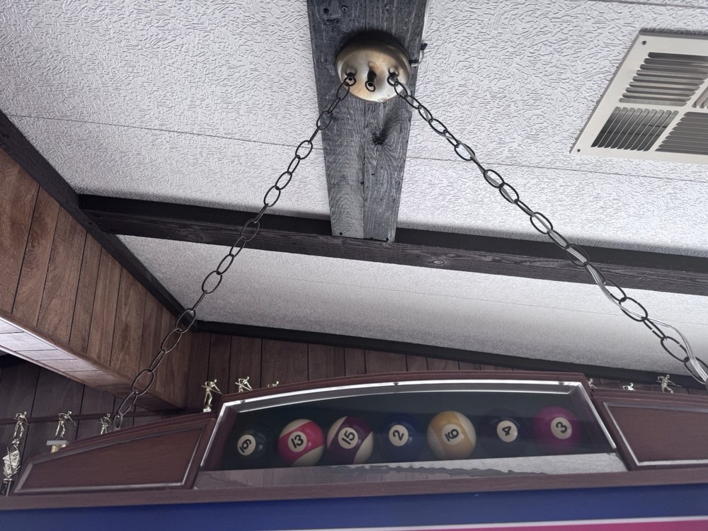 Bud Light Billiard Table light