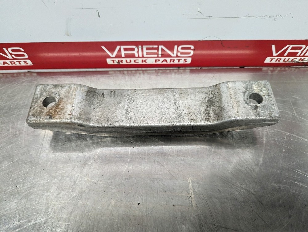 FORD REAR-ENGINE MOUNT STRAP F6HT-6A065-AA