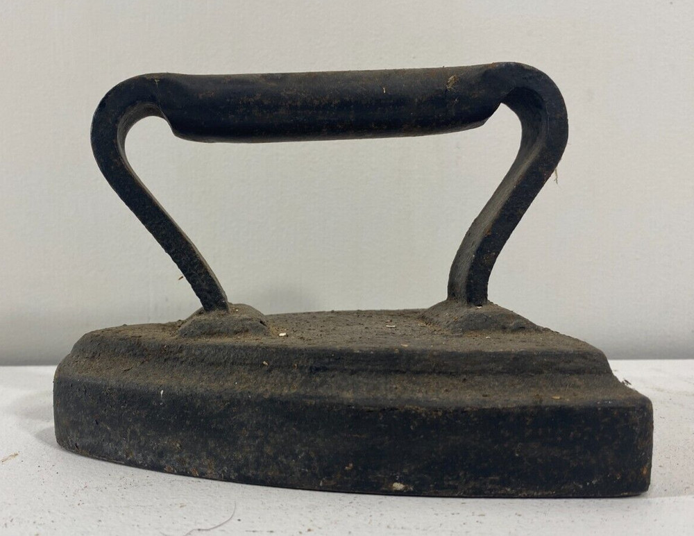 Vintage Cast Iron Sad Iron