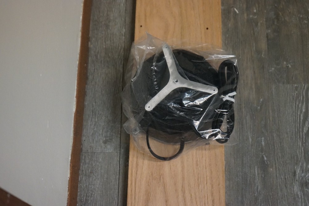 Vue-More Motorized Display Turntable (MB120)