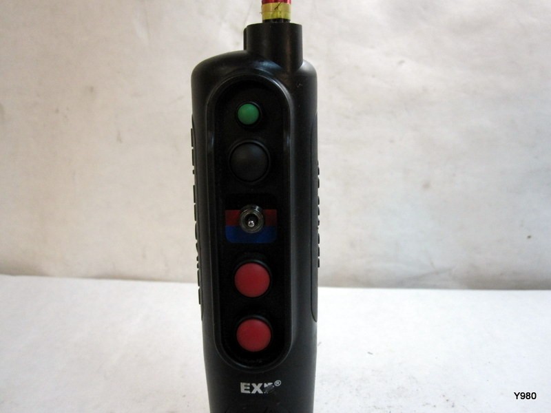 Tri-Tronics PRO 100 G3 Transmitter turns on. no collar