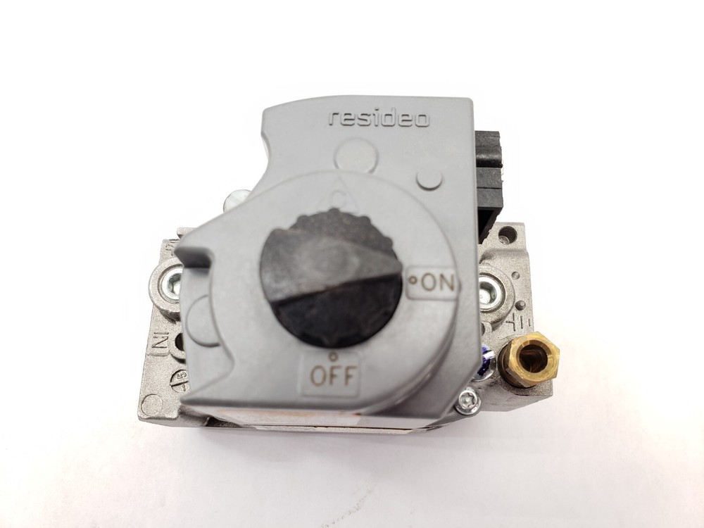 Honeywell 41K3501 Gas Valve, 1/2"