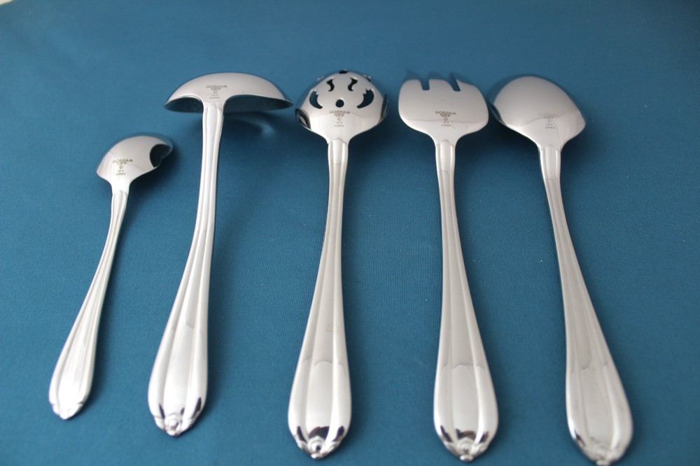 Gorham MELON BUD GLOSSY Serving (5pc Set) Tablespoon Pierced 18/8 LIGHT USE