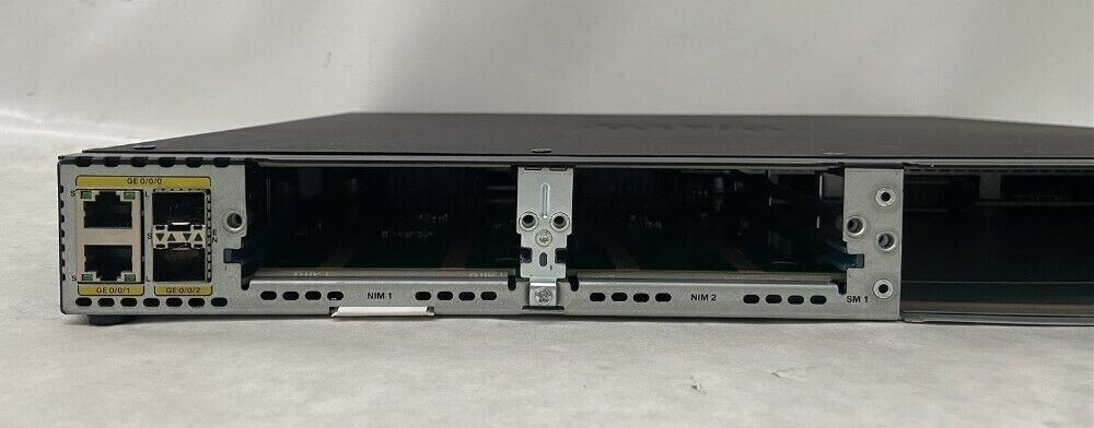 CISCO ISR4331/K9 Router NO CPU CLOCK ISSUE No Faceplate