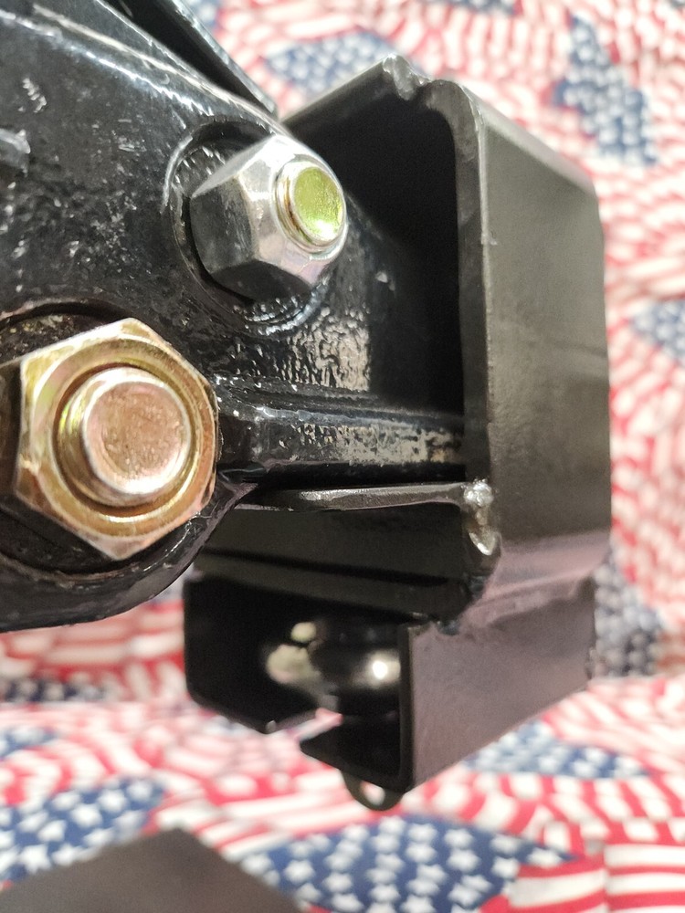 LOC-IT*** 2 5/16" SQUEEZE LATCH COUPLER LOCK, W/DISK LOCK, ***FREE SHIPPING***