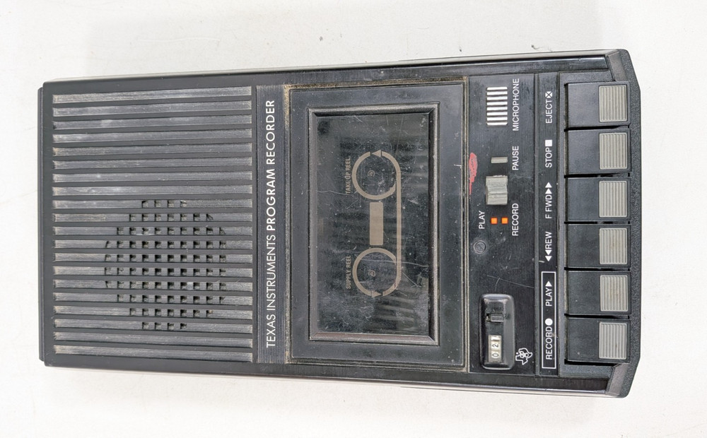 Texas Instruments PHP 2700 Program Recorder TI-99 FOR PARTS NOT WORKING AS IS