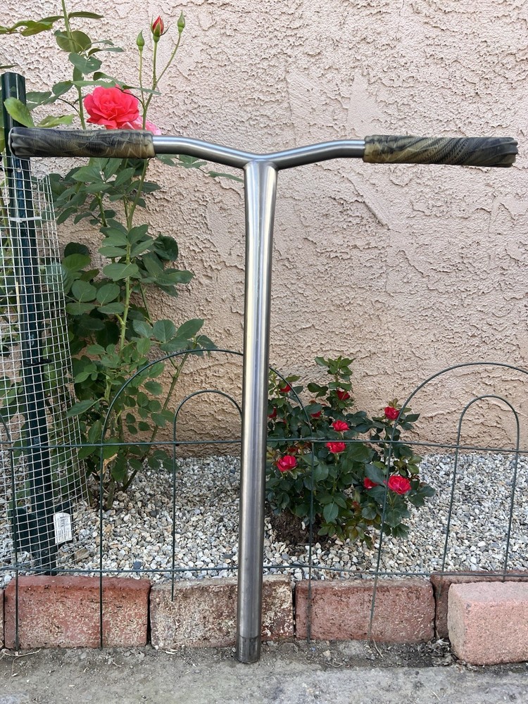 Pro Soccer Titanium Bar TV