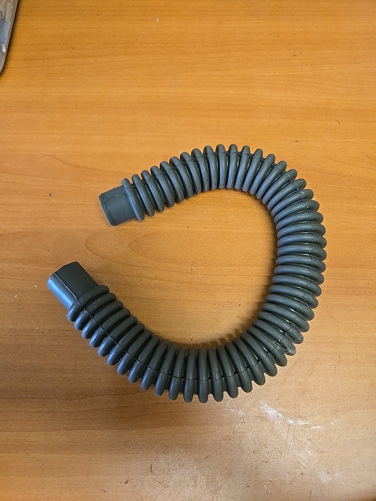 17" Pilots Oxygen Hose 1" Diameter PN 500-279