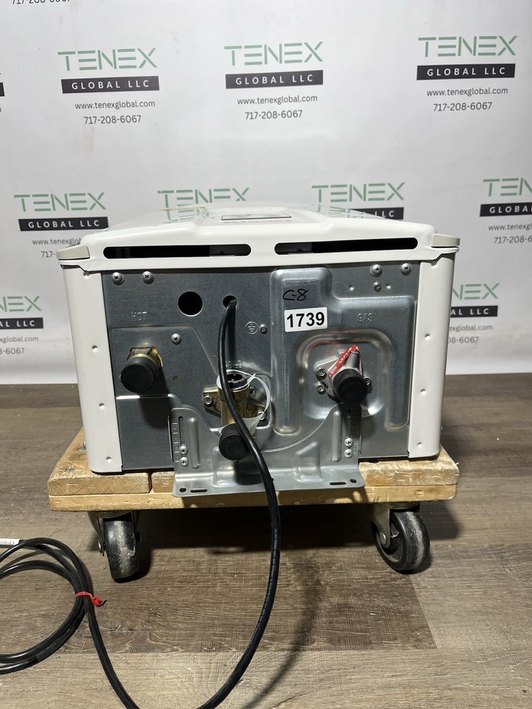 Rinnai V75iN Indoor Tankless Water Heater 180k BTU Natural Gas (C-8 #1739)