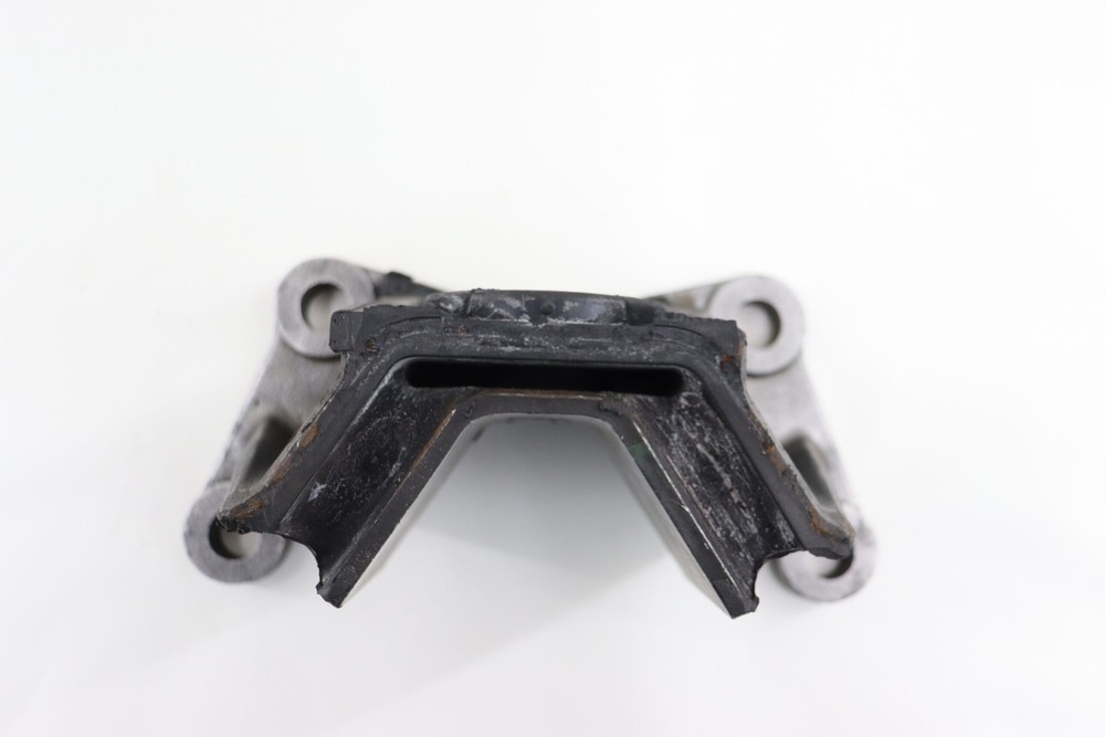 International Engine Mount 0910528