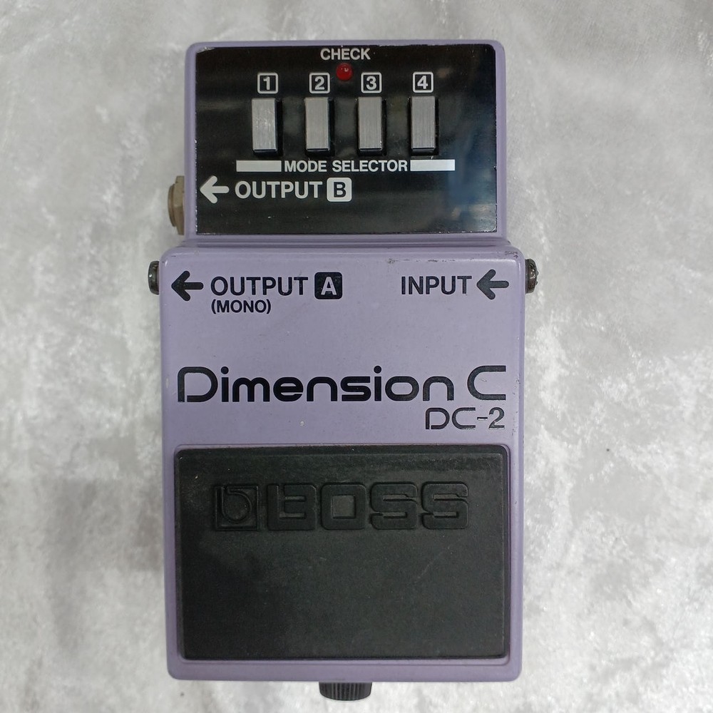 BOSS DC-2 Dimension Crossover Guitar Effects Pedal Used