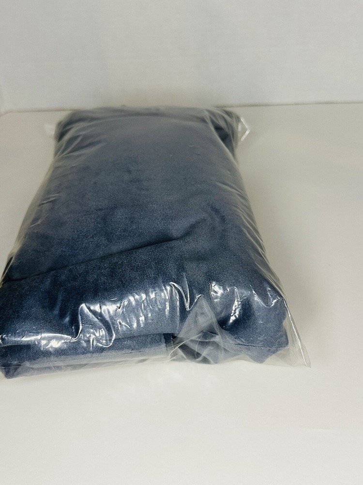 Sykting Throw Pillow Covers *Plastics Bag Packaging Does Not Seal* Never Used