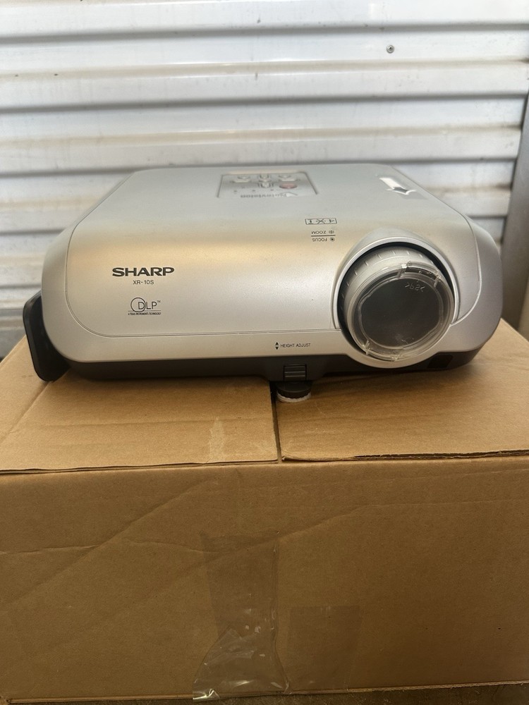 SHARP XR-10S NoteVision Multimedia Desktop Home Projector Without Power Cable