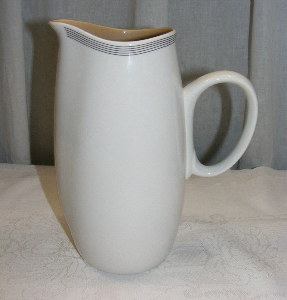 Vintage Pottery Franciscan White Stone Ware Fan Tan Pitcher 3-e
