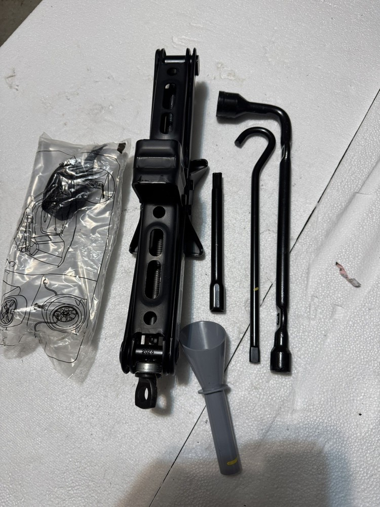 2023-2025 Honda Pilot 3 Tools + Scissor Jack