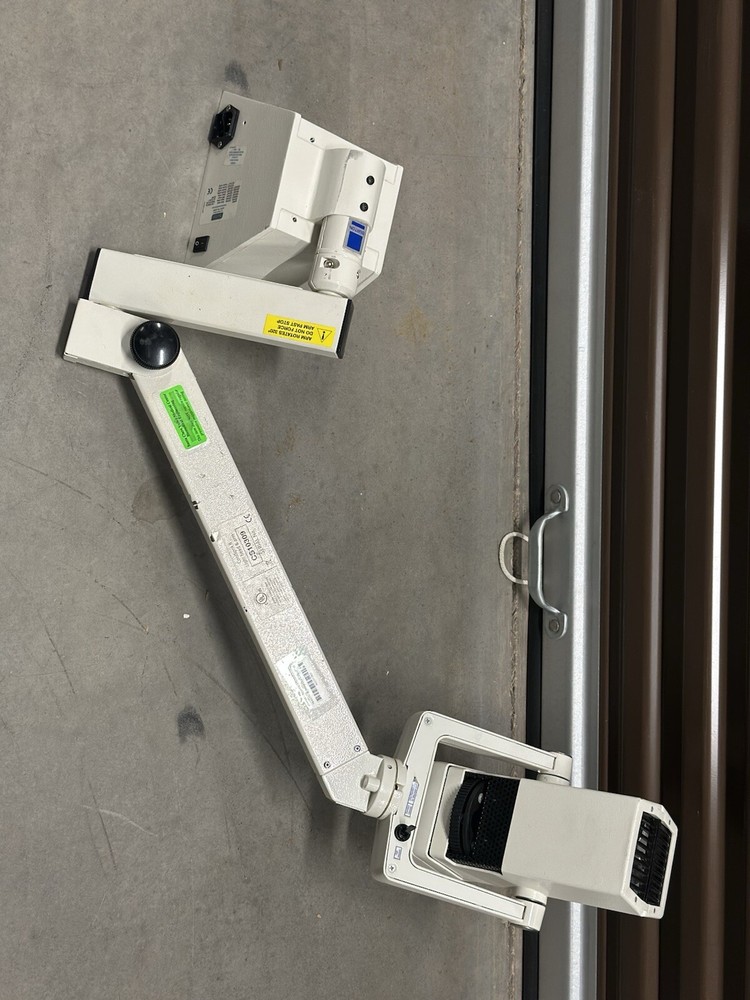 Burton Coolspot II Exam Lights