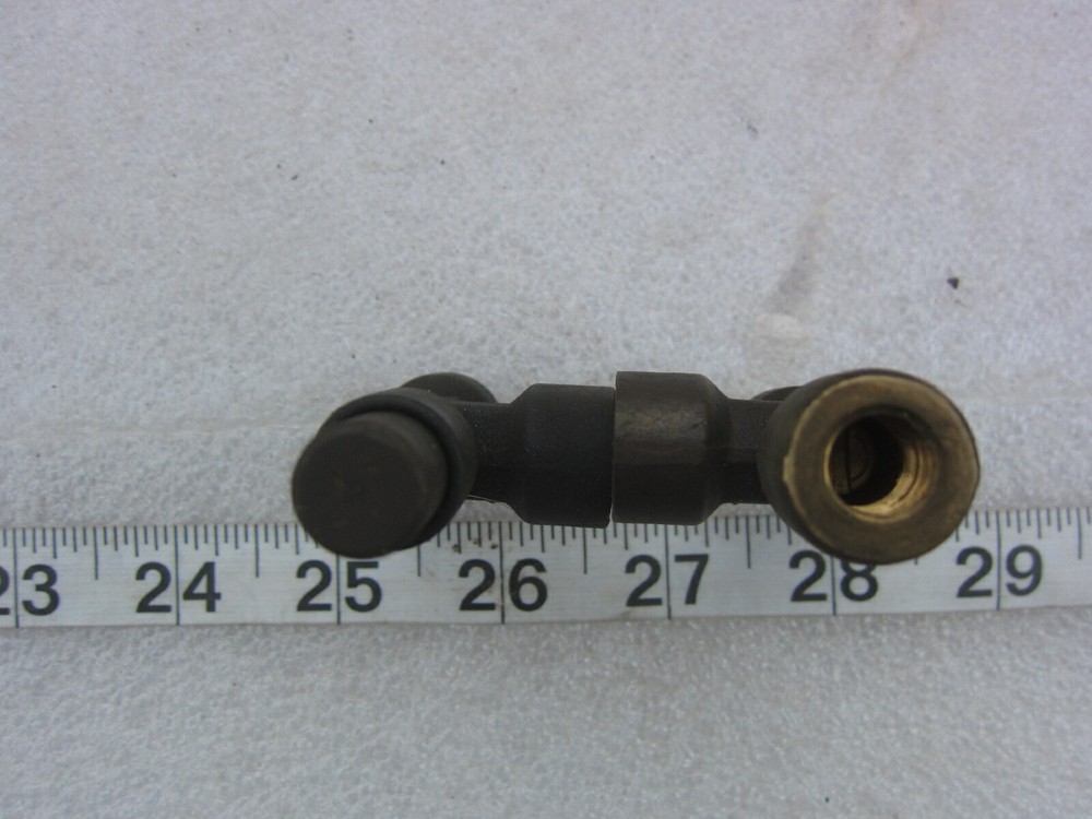 Robinair ⅛"NPT NC Momentary Push Valve, Used