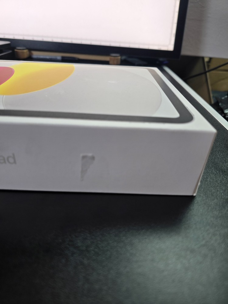 iPad box 10th Generation Silver 64GB EMPTY BOX ONLY