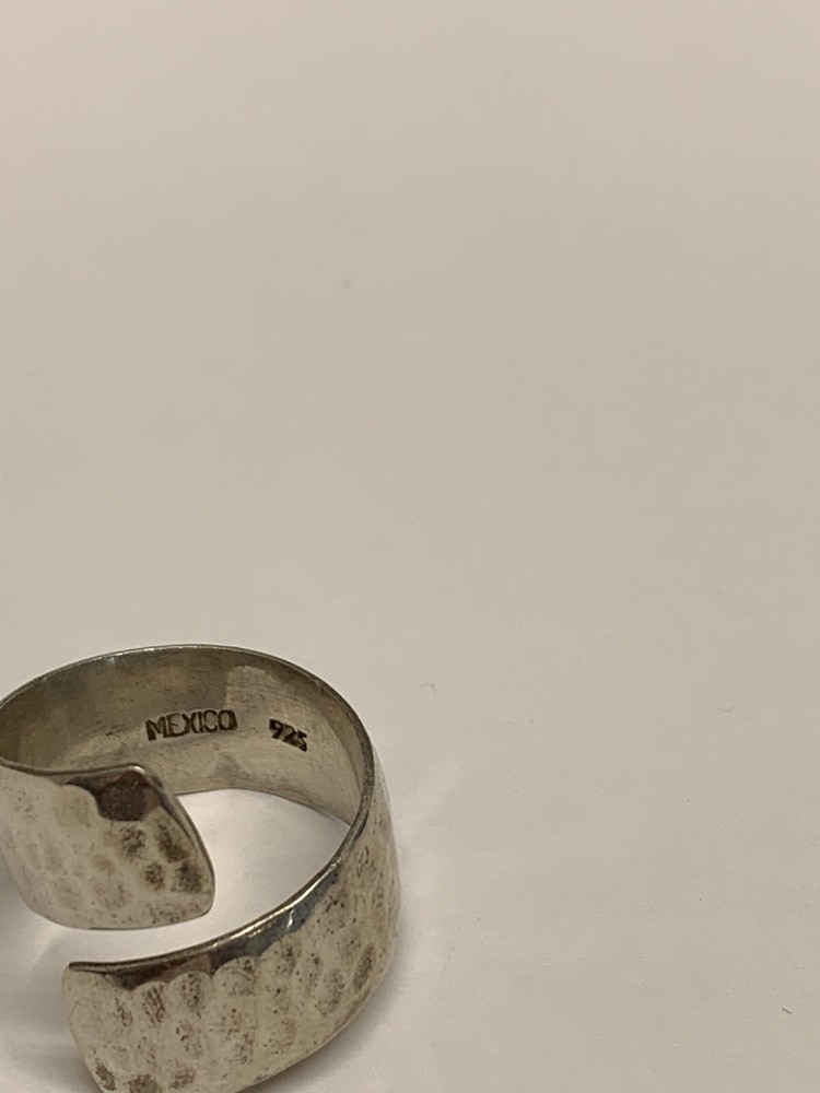 925 Hammered Crossover Adjustable Ring MEXICO