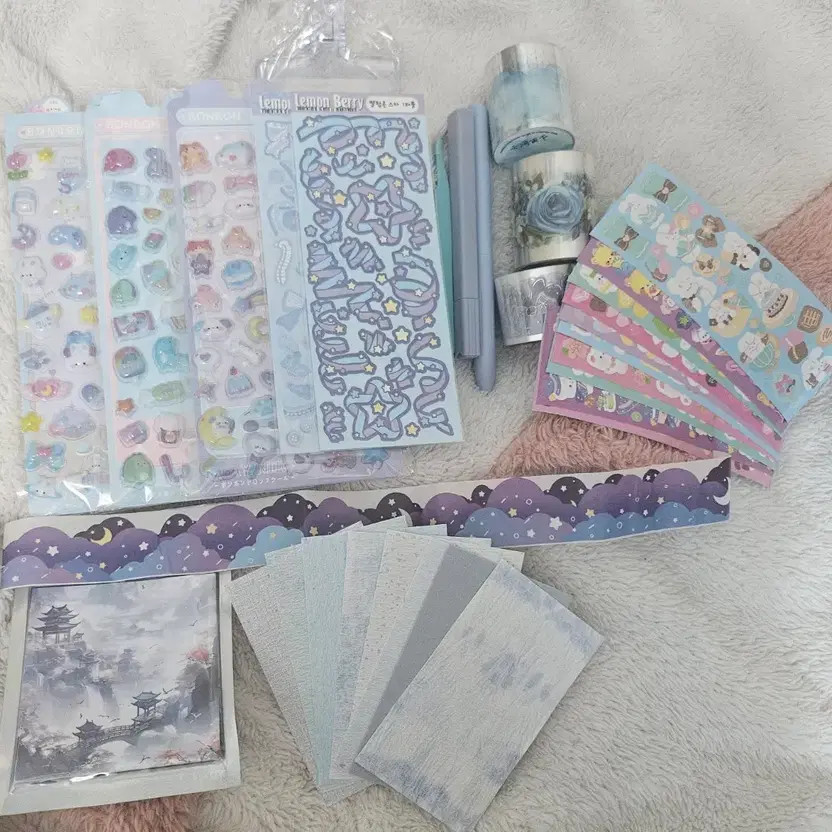 Dakku Set for Stationery, New, Various Items