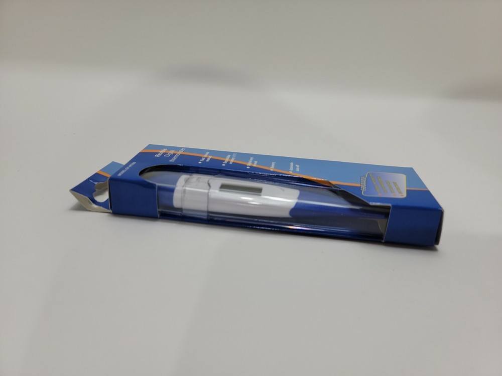 Fast Digital Thermometer Flexible with Storage Case. New