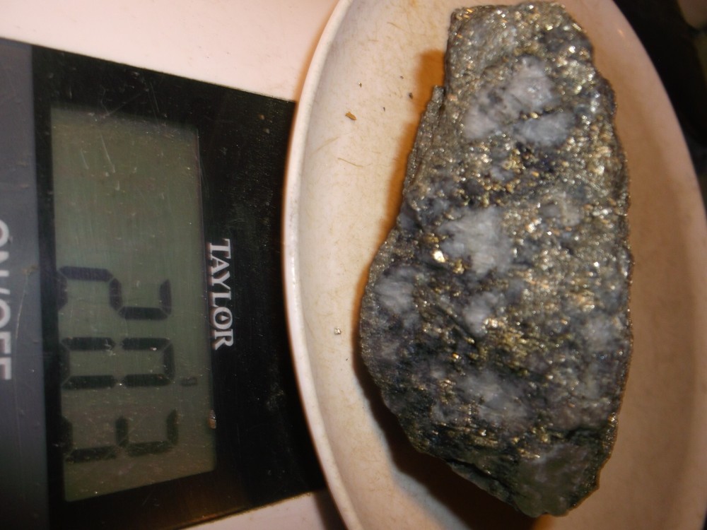Gold, silver, copper, 203 grams samples ,ore high grade .