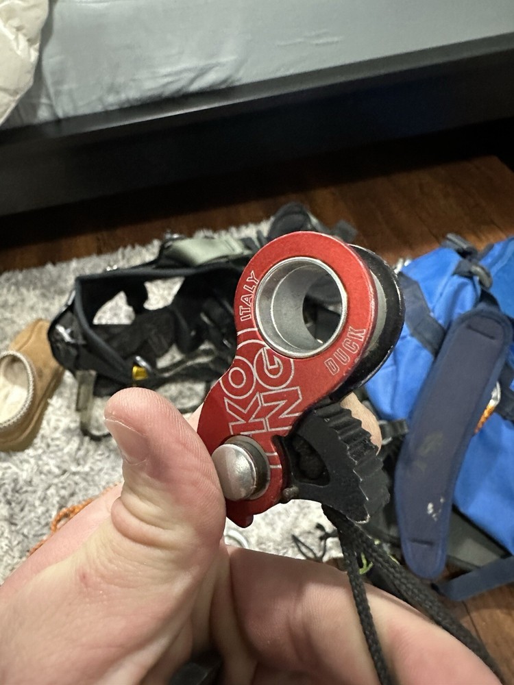 (Used) Rope Access Kong duck