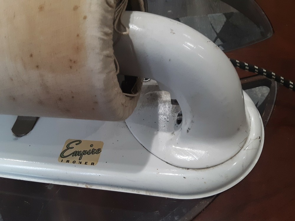 Vintage Empire Ironer Model M46 Working READ