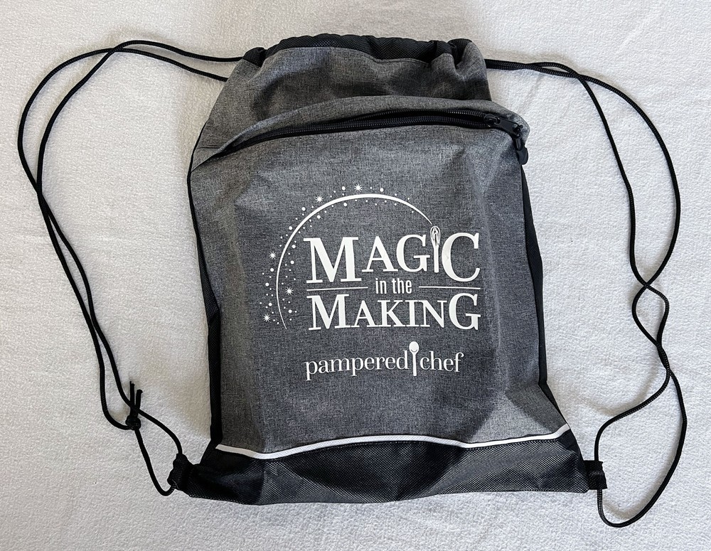 Pampered Chef "Magic in the Making" Drawstring Backpack - Trip Award Premium EUC
