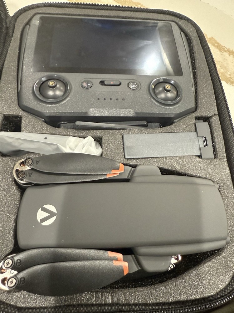 SkyFlow GPS Foldable Video Drone with 4K