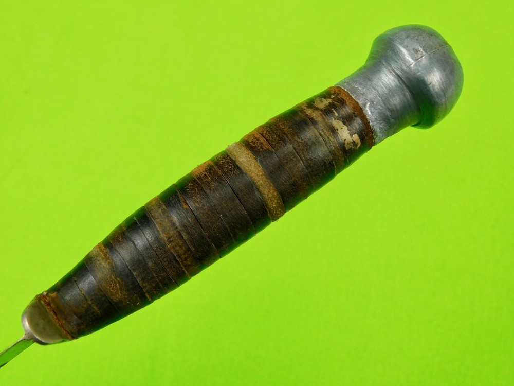 US WW2 Stiletto Fighting Knife w/ Sheath
