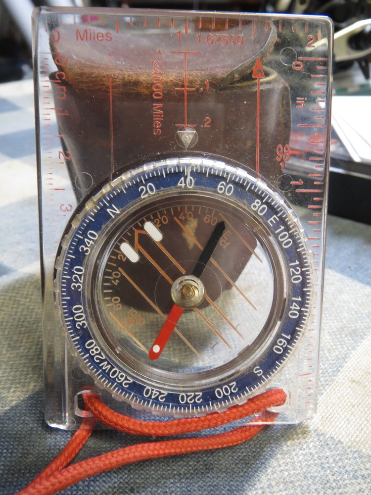 SUUNTO A1000 Finland Compass