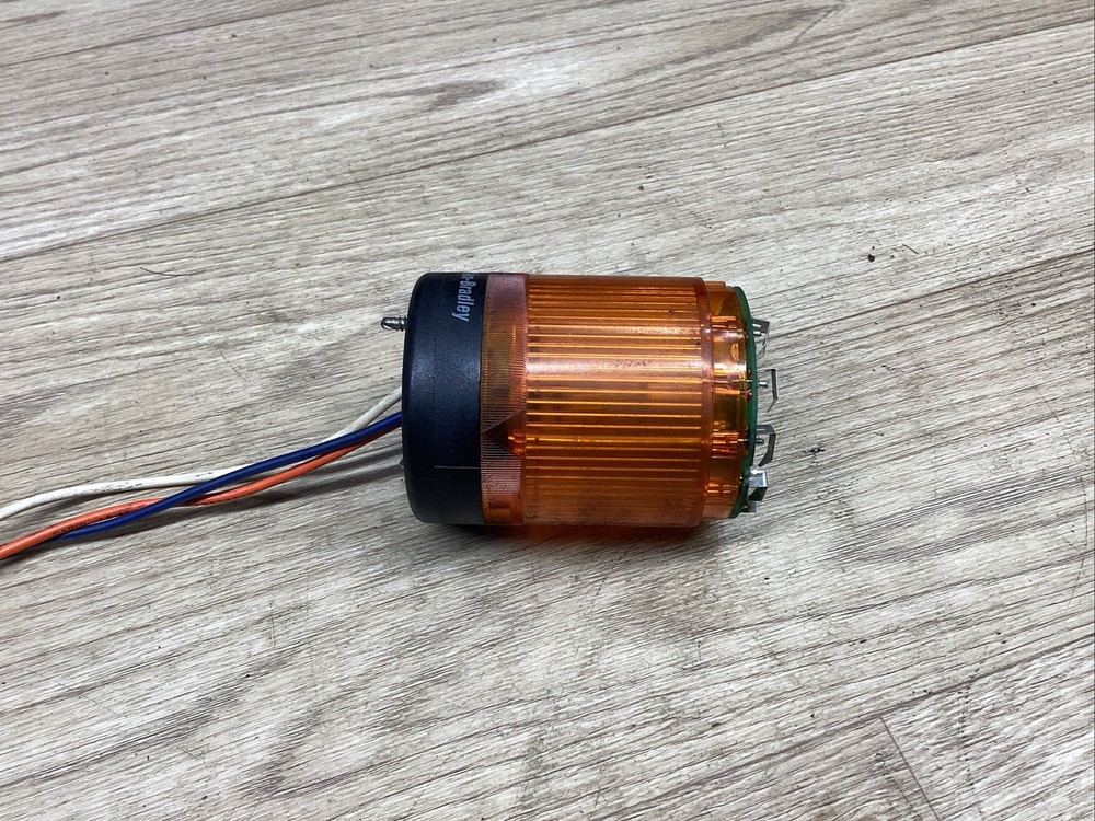 Allen-Bradley Orange Stack Light 855T-BSB SER. A #819M15