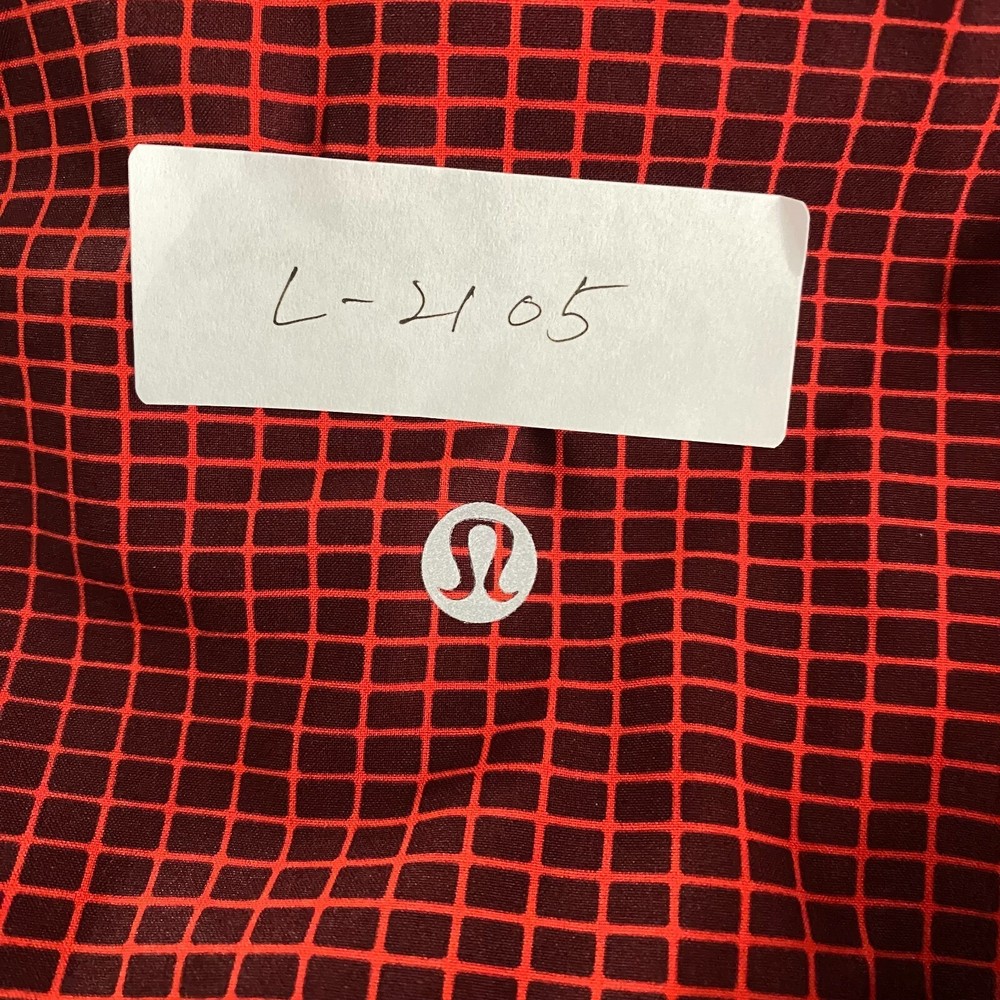 Lululemon Core Shorts Men's Medium Red Black Grid Unlined Workout L-2105