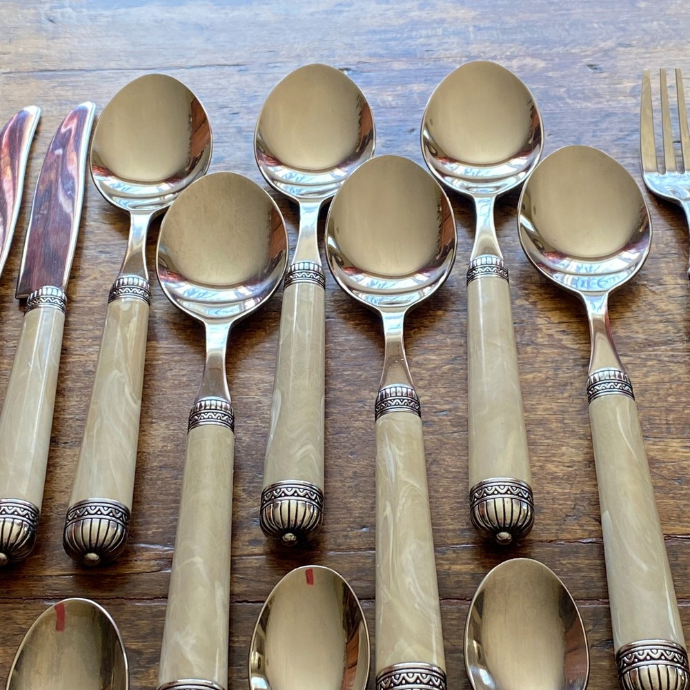 Cambridge Stainless Steel Flatware Cabaret Ivory Marbled Plastic Handle 30 PCS