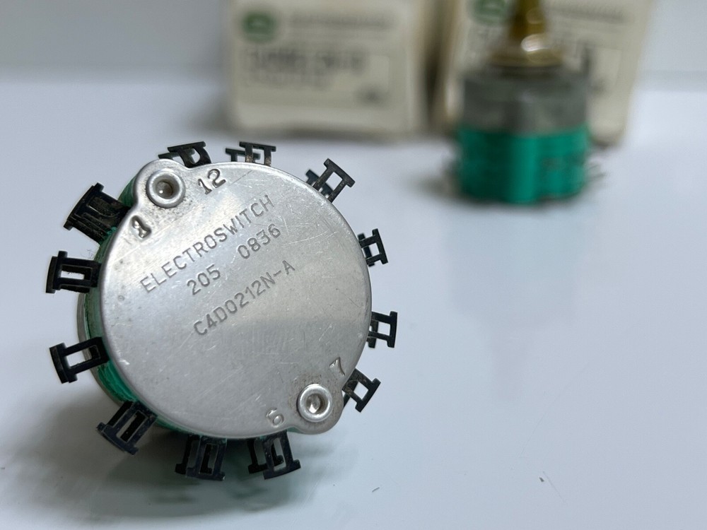 (LOT 2 PCS) ELECTROSWITCH C4D0212N-A ROTARY SWITCH
