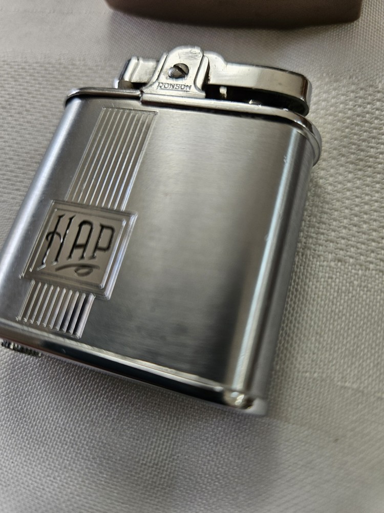 Vintage Ronson Whirlwind Lighter